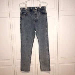 NWT High-rise straight leg jean size 28